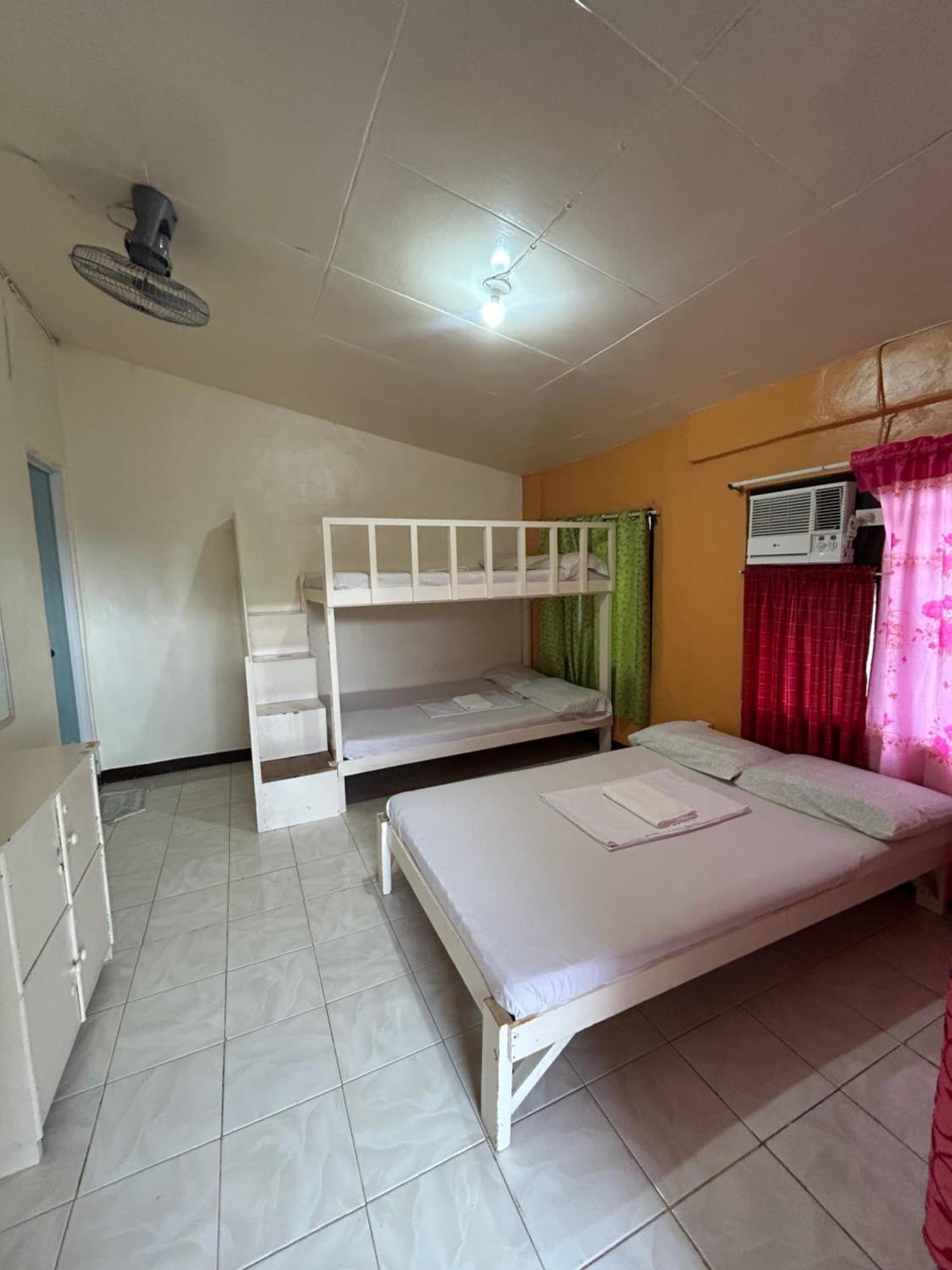 The Biggies Inn Oslob Buitenkant foto