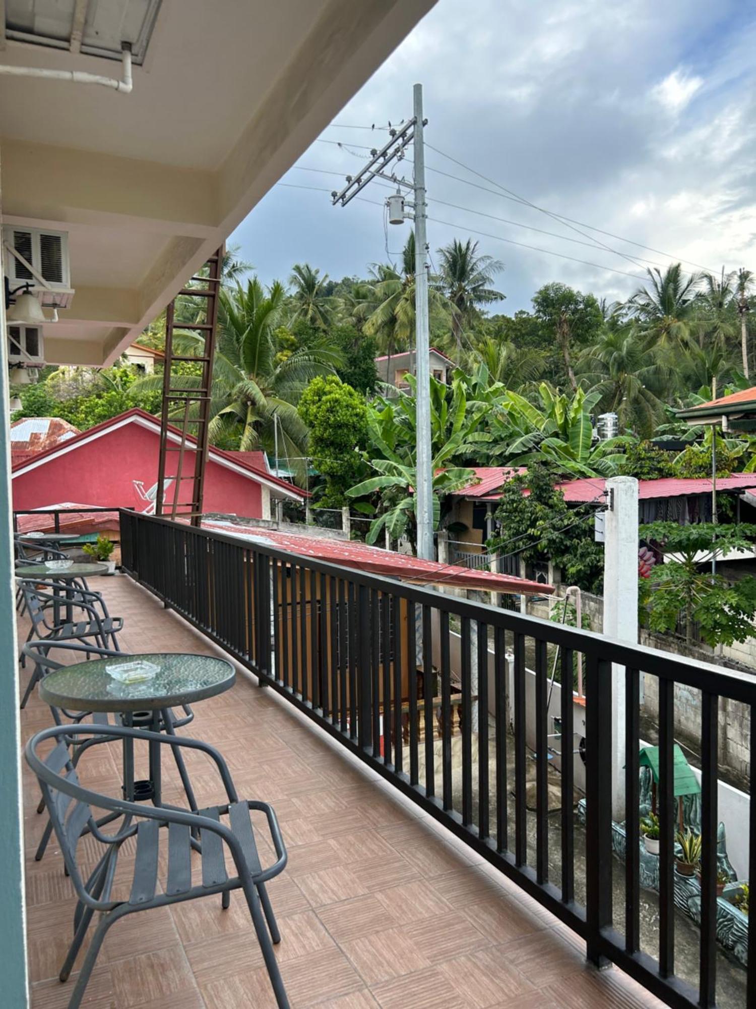 The Biggies Inn Oslob Buitenkant foto